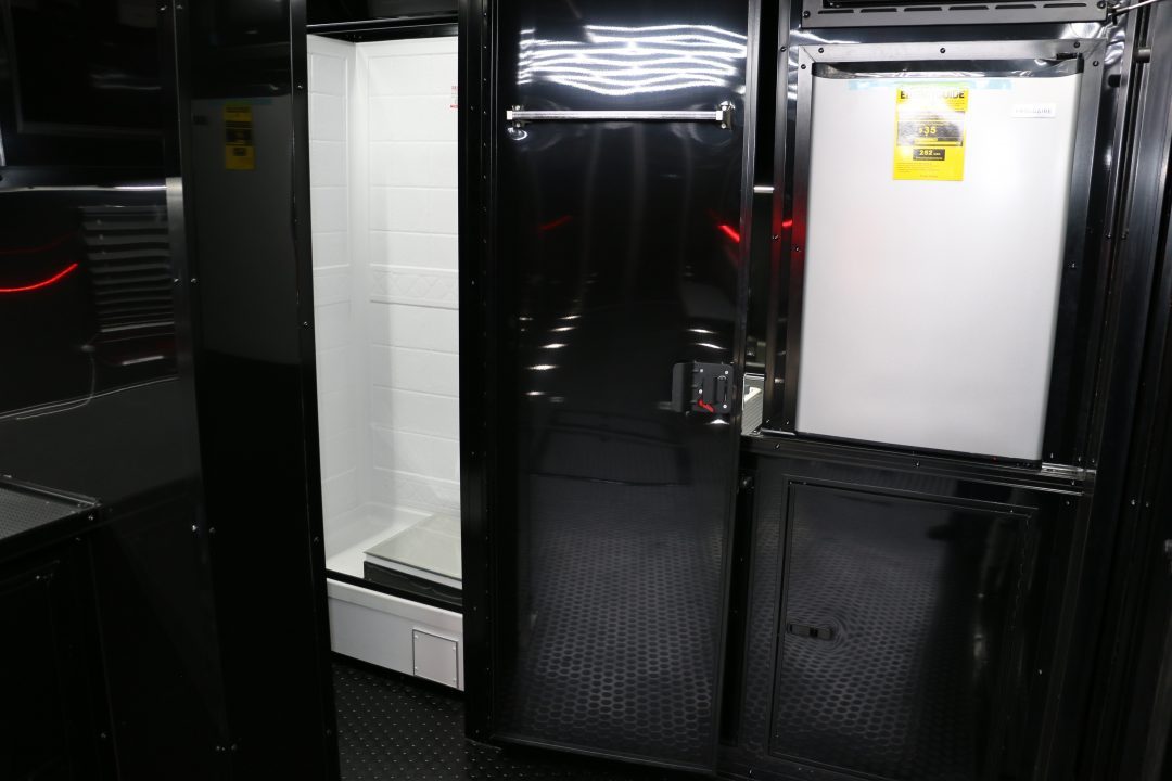 New 2026 Cargo Mate CARGO MATE ELIMINATOR 34FT W.HEXGLOW LIGHTING, SUBWOOFERS, MINI SPLIT AND MORE!! Car / Racing Trailer