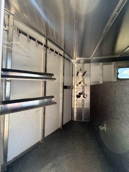 Used 2011 4-Star Trailers 5 HORSE Horse Trailer