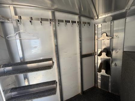 Used 2011 4-Star Trailers 5 HORSE Horse Trailer