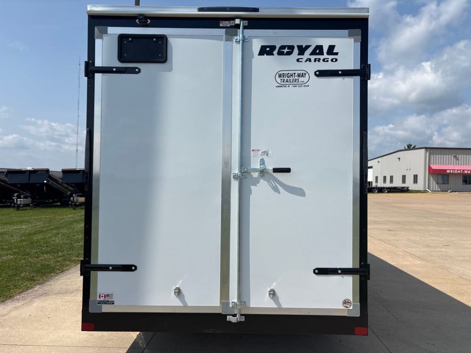 New 2026 SOUTHLAND TRAILER CORP. LCHT35-718V-86B Cargo / Enclosed Trailer