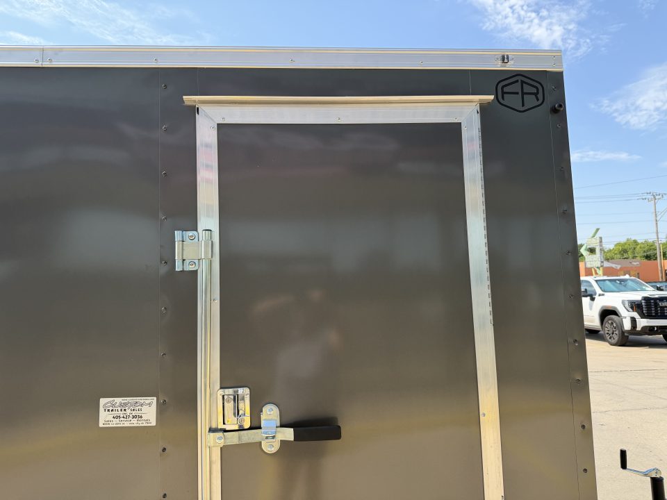 New #056768 2027 FOREST RIVER SA 6 X 12 SINGLE AXLE 3K ENCLOSED W/ REAR RAMP DOOR