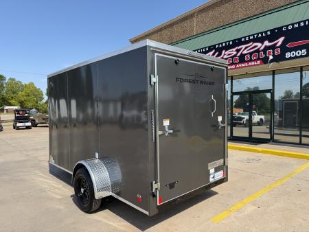 New #056768 2027 FOREST RIVER SA 6 X 12 SINGLE AXLE 3K ENCLOSED W/ REAR RAMP DOOR