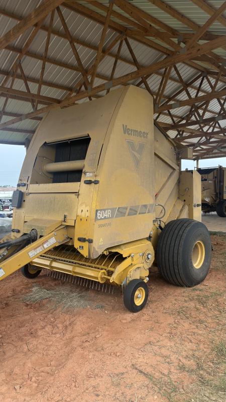 Used 2024 Vermeer 604R Signature 6x4 Baler Hay / Forage