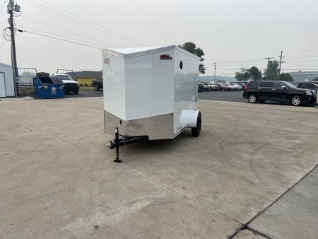 New United Trailers UJ-6X10 Cargo / Enclosed Trailer