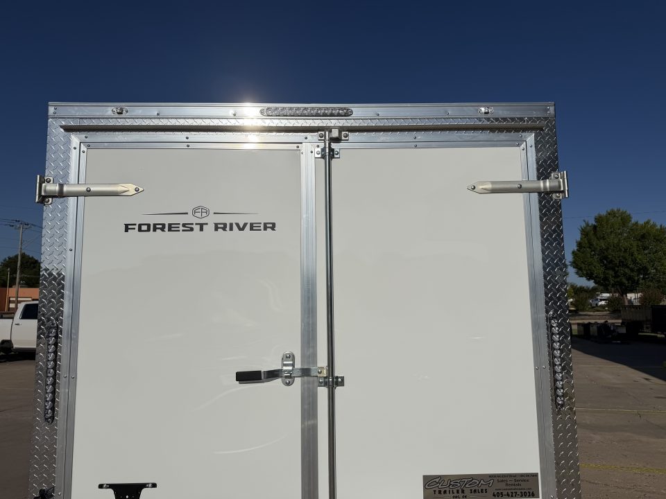 New #056804 2027 FOREST RIVER TA2 7 X 14 TANDEM AXLE 7K ENCLOSED W/ REAR DOUBLE DOORS