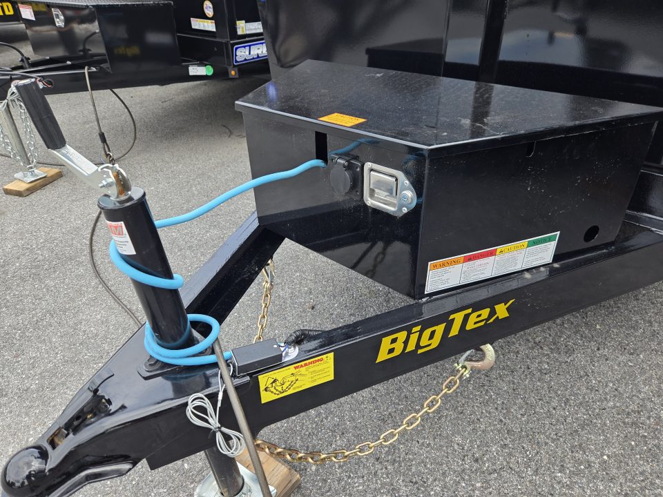 New 5 x 10 Big Tex 70SR Low Pro Dump Trailer, 7k GVWR ***w/ Tarp Kit, Double Rear Doors & 110V Battery Charger