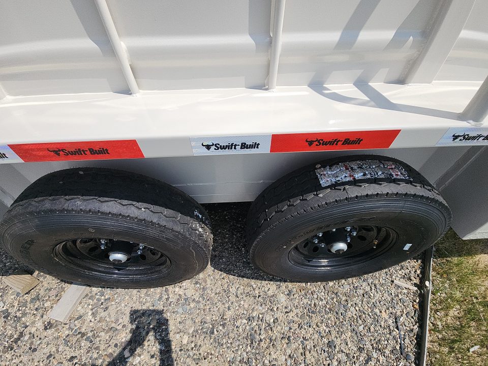 New 2026 Swift Built Trailers STOCK 20'