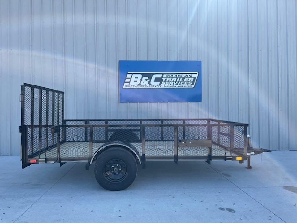 New 2026 DAVIDSON 77X12 UTILITY, SINGLE 3500lb AXLE, 24" EXPANDED METAL WALLS, 4' GATE