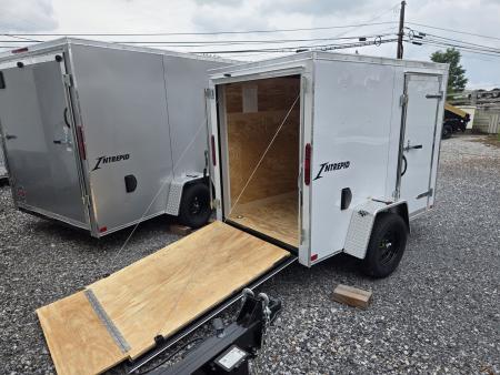 New 5 x 8 Homesteader Intrepid V-Nose Cargo Trailer, 3k GVWR ***White Composite w/ Ramp Door & Side Door