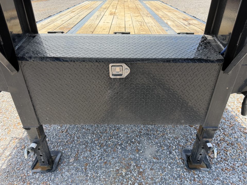 Used 2025 Load Trail Gooseneck Flatbed Trailer | 102" x 32' | 24K