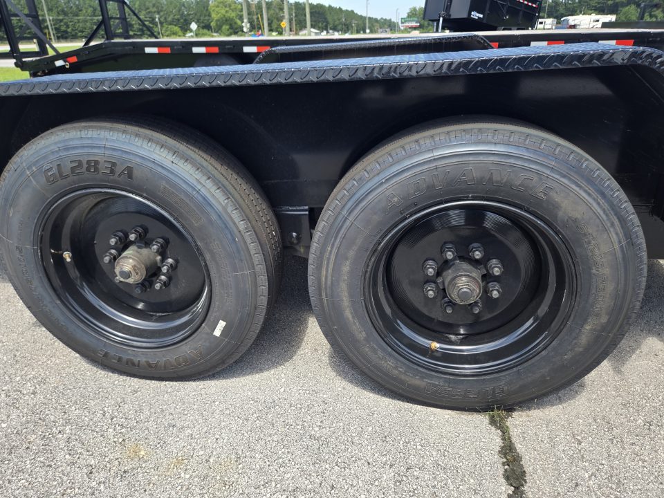 New 2026 Nolan Manufacturing NOL72217KBPTILT Equipment Trailer