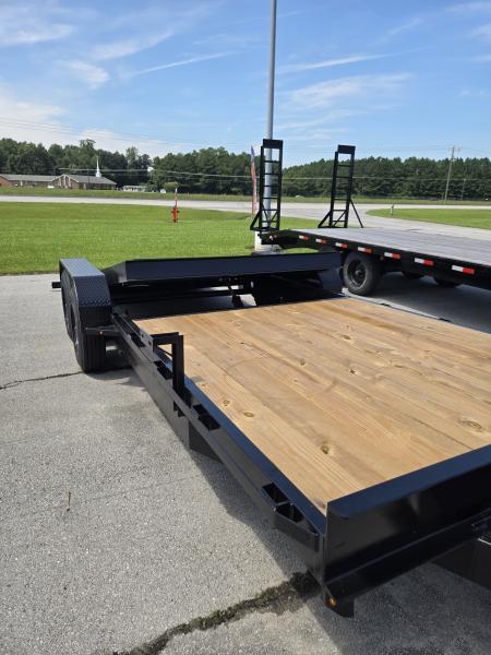 New 2026 Nolan Manufacturing NOL72217KBPTILT Equipment Trailer