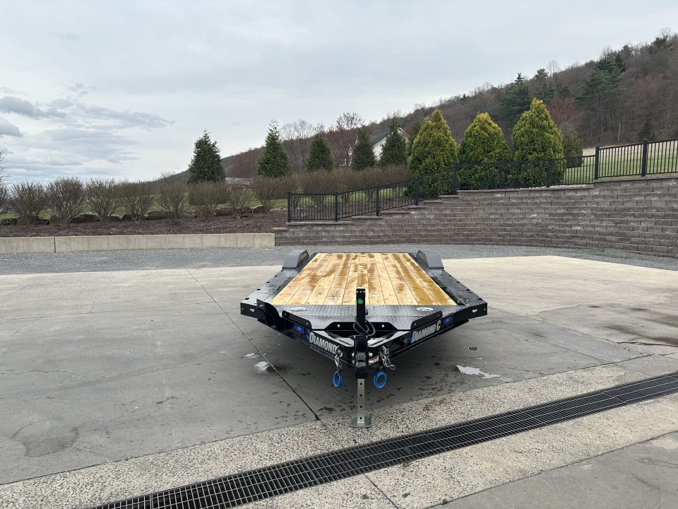 New Diamond C 20' Equipment Trailer with Slide in Ramps (GTF)