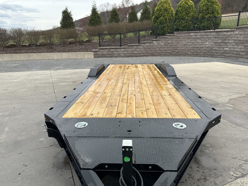 New Diamond C 20' Equipment Trailer with Slide in Ramps (GTF)