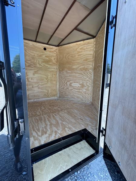 New 2026 Family Trailer 8.5x16 Tandem Axle Cargo / Enclosed Trailer-Screwless Exterior-Blackout Pkg-Rear Spoiler