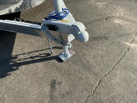 New 2027 Maverick MAV13-2HS Horse Trailer