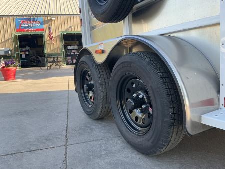New 2027 Maverick MAV13-2HS Horse Trailer