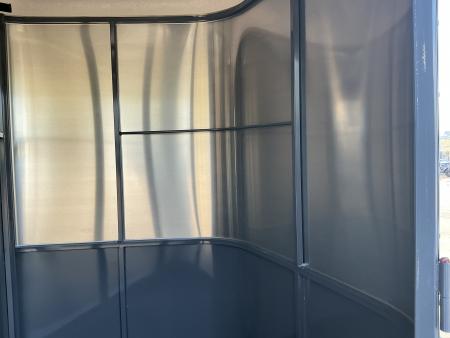 New 2027 Maverick MAV13-2HS Horse Trailer