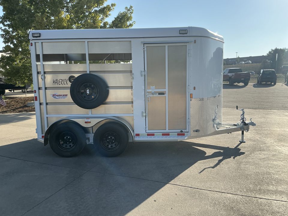 New 2027 Maverick MAV13-2HS Horse Trailer