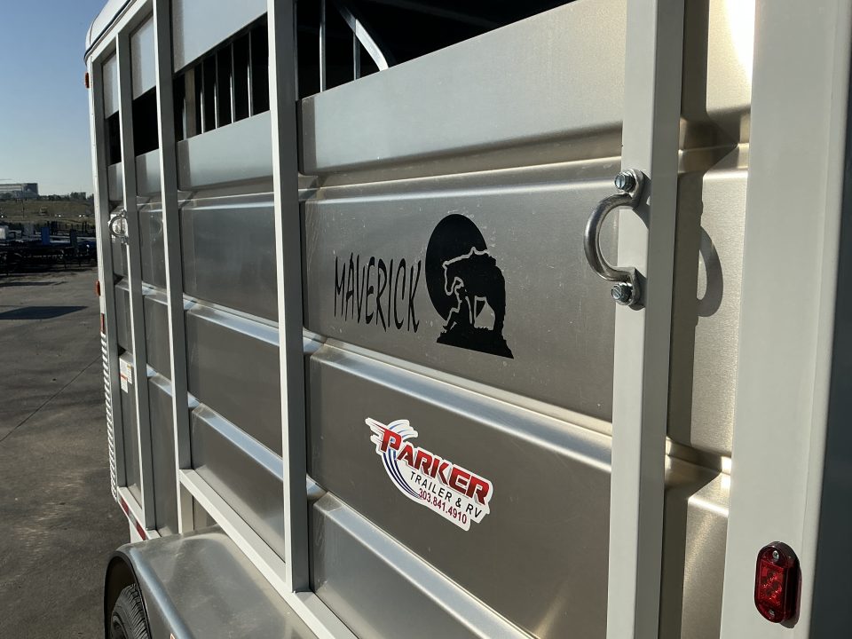 New 2027 Maverick MAV13-2HS Horse Trailer