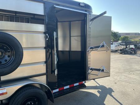 New 2027 Maverick MAV13-2HS Horse Trailer