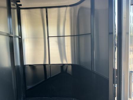 New 2027 Maverick MAV13-2HS Horse Trailer