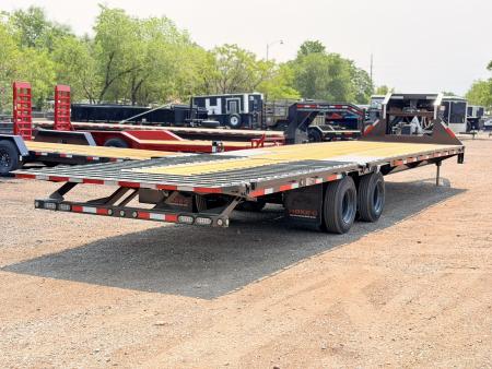 New 2027 MAXD 8.5-34 Tandem Dual Gooseneck Deckover Equipement Hauler W/ Hydraulic Dove 25.9K GVWR