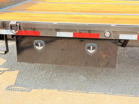 New 2027 MAXD 8.5-34 Tandem Dual Gooseneck Deckover Equipement Hauler W/ Hydraulic Dove 25.9K GVWR