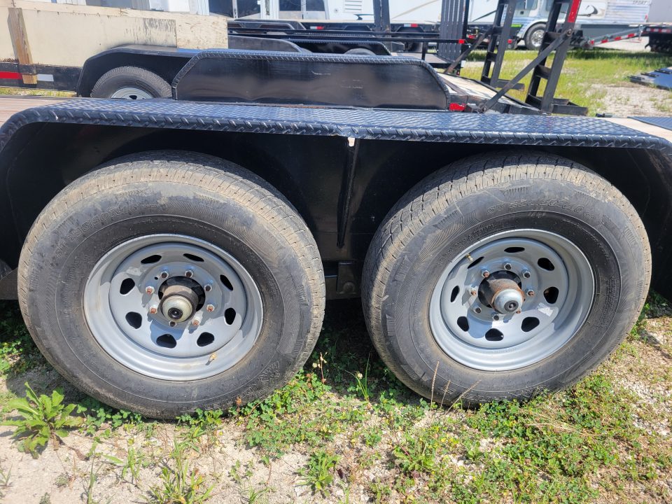 Used 2022 Sure-Trac 7x18+4 Gooseneck Tilt Trailer