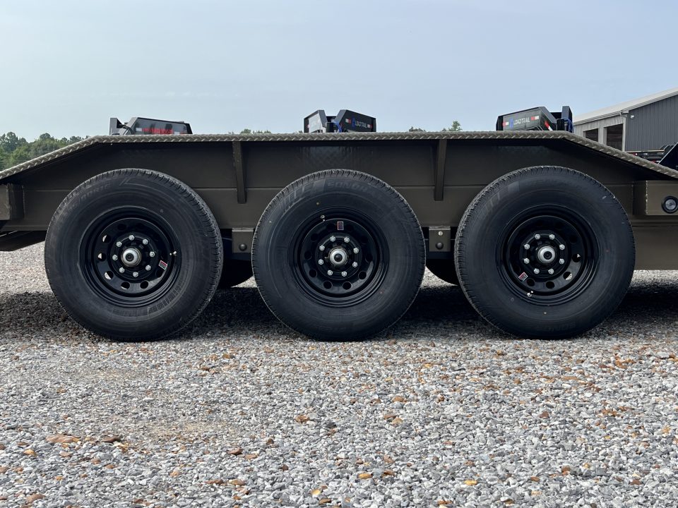 New 2027 Load Trail Equipment Trailer | 102" x 24' | 21K GVWR