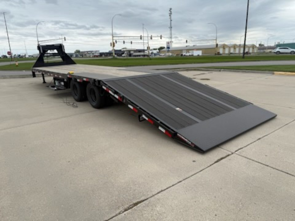 New 2026 Load Trail GL0236122 36' 10' HD, 25.9k Gooseneck Trailer