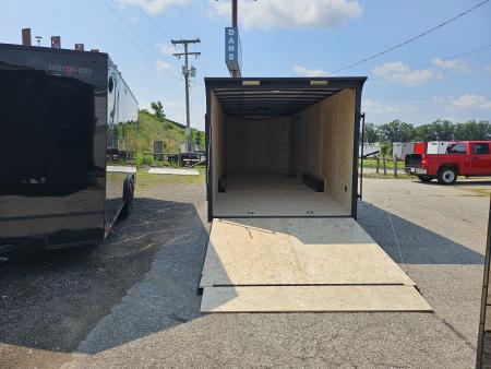 New 2027 Discovery Trailers Car Hauler ET 8.5x24 10k Enclosed Car Hauler #31153 Car / Racing Trailer