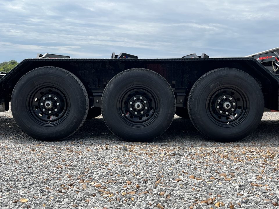 New 2027 Load Trail 83"x22' 21k Equipment Trailer