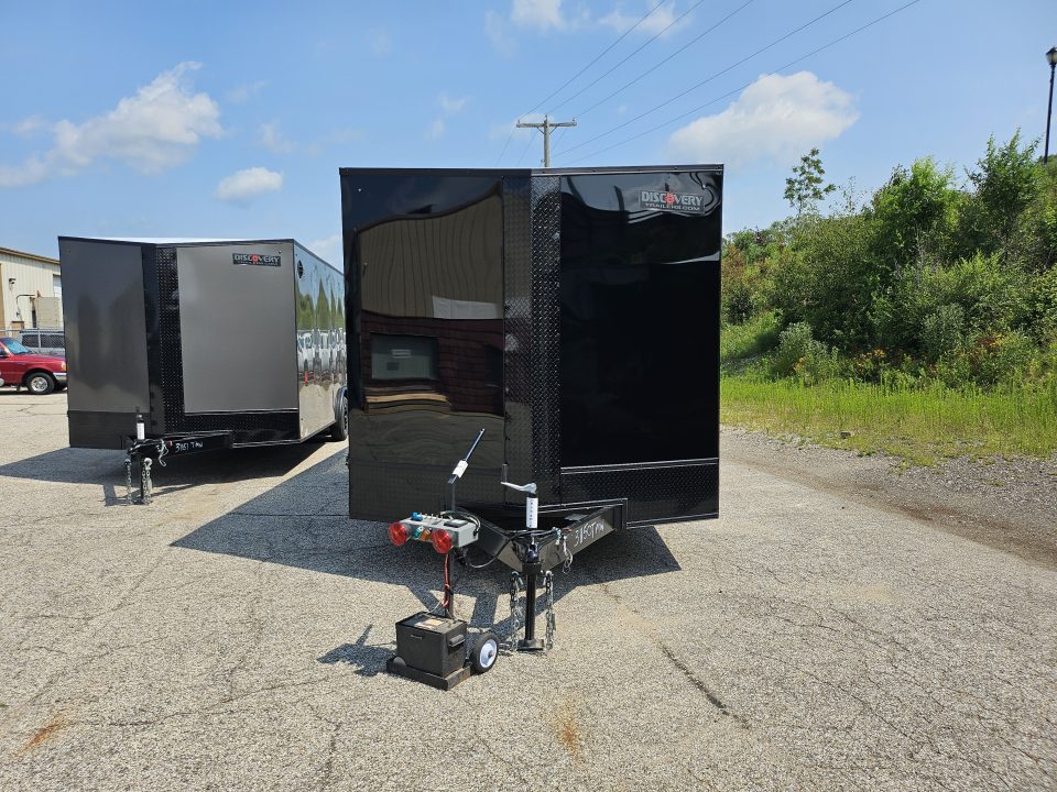 New 2027 Discovery Trailers Car Hauler ET 8.5x20 7k Enclosed Car Hauler #31150 Car / Racing Trailer