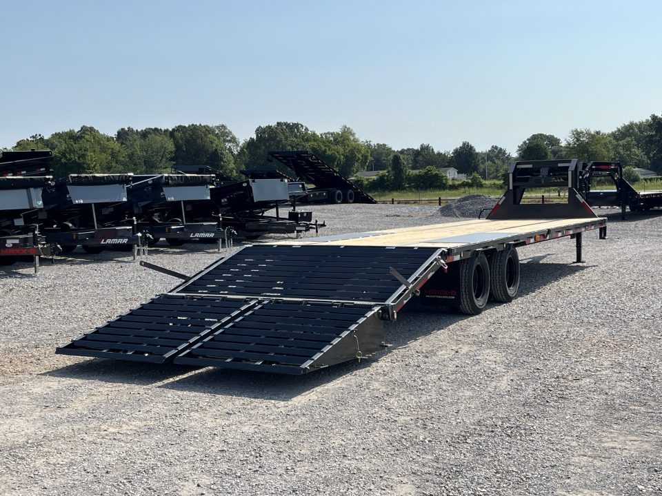 New 2027 MAXX-D 102"X32' 25.9K Gooseneck Flatbed Trailer