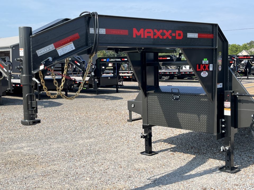 New 2027 MAXX-D 102"X32' 25.9K Gooseneck Flatbed Trailer