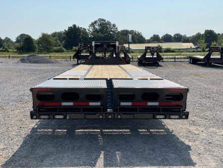 New 2027 MAXX-D 102"X32' 25.9K Gooseneck Flatbed Trailer