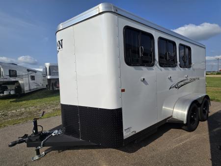 Used 2022 Logan Coach Crossfire 3 Horse