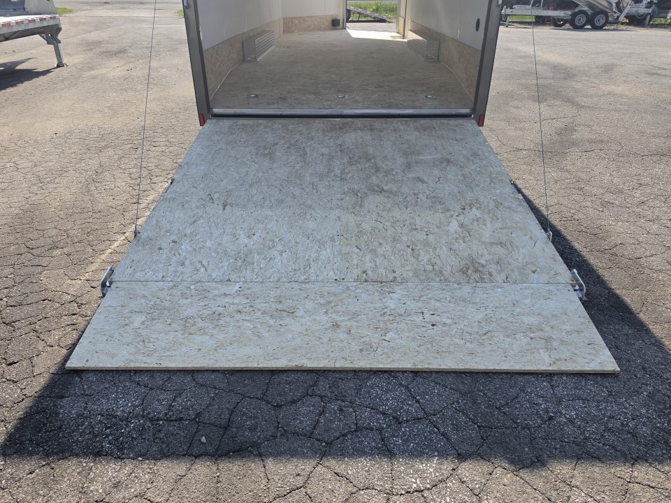 New 8 X 22 CAR HAULER ENCLOSED W / 48"FRONT DROP-DOWN DOOR 5200# AXLES ALL ALUMINUM 2026 LIGHTNING