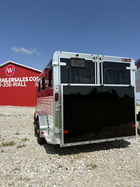 New 2026 Frontier 6 Pen Trailer