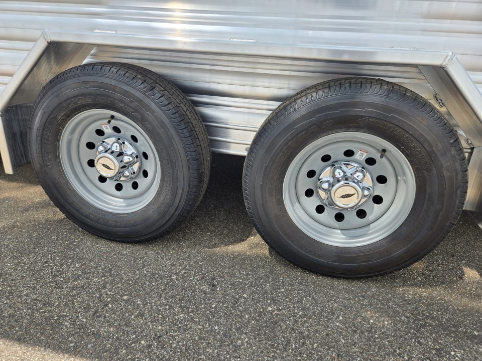 New 2026 Featherlite 8107-6716-STD Stock