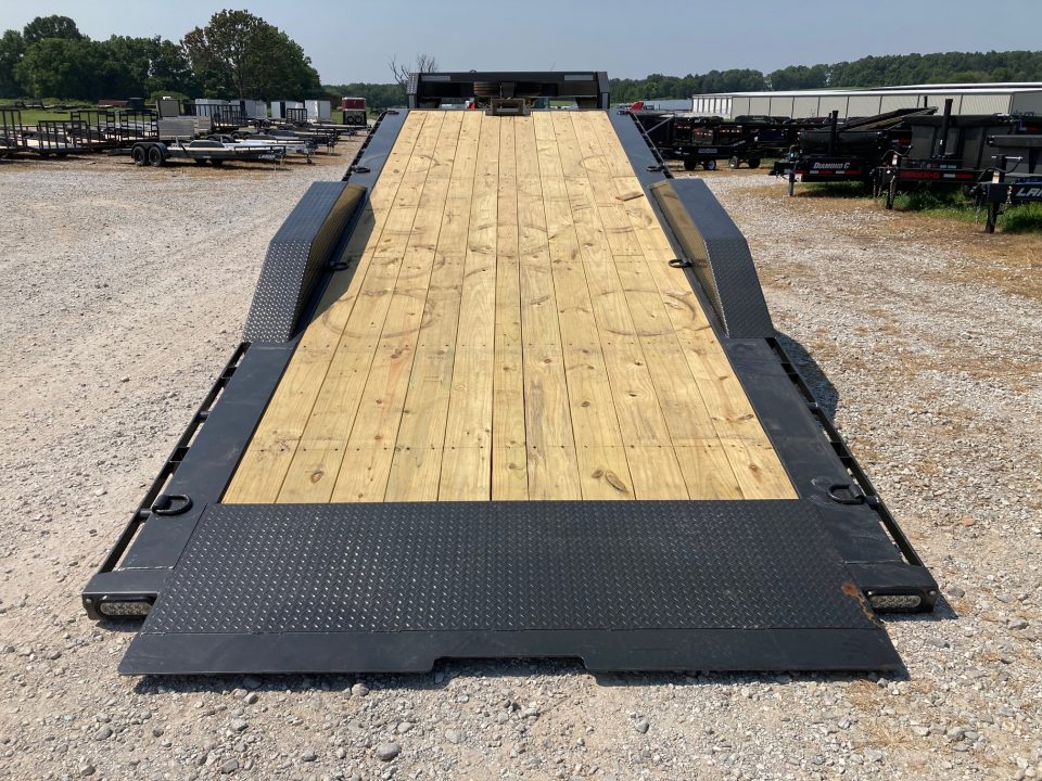 New 2027 MAXX-D 102X24 TANDEM 18K GN FULL TILT W/ HYDROJACKS, DRIVE OVER FENDERS & WIRELESS REMOTE Tilt Trailer