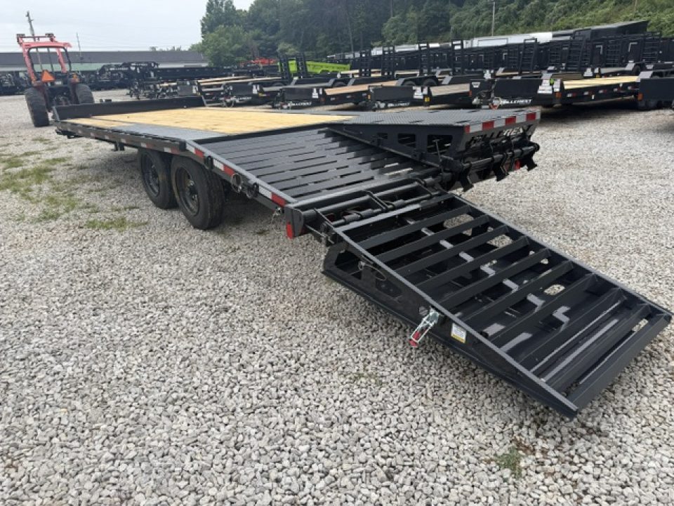 New Hillcrest Bumper Pull Deck-Over 16+5 17.6K W/ Max Ramps