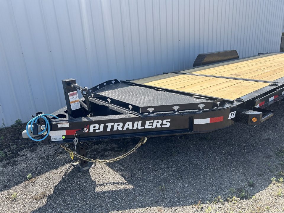 New 2027 PJ Trailers 20 FT I-BEAM FRAME TILT TRAILER 15K GVWR