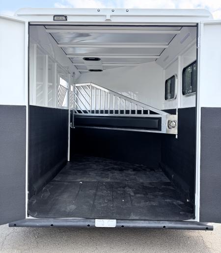 New 2027 Trails West CLASSIC GN 2 HORSE Horse Trailer