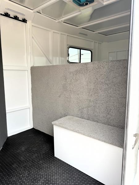 New 2027 Trails West CLASSIC GN 2 HORSE Horse Trailer