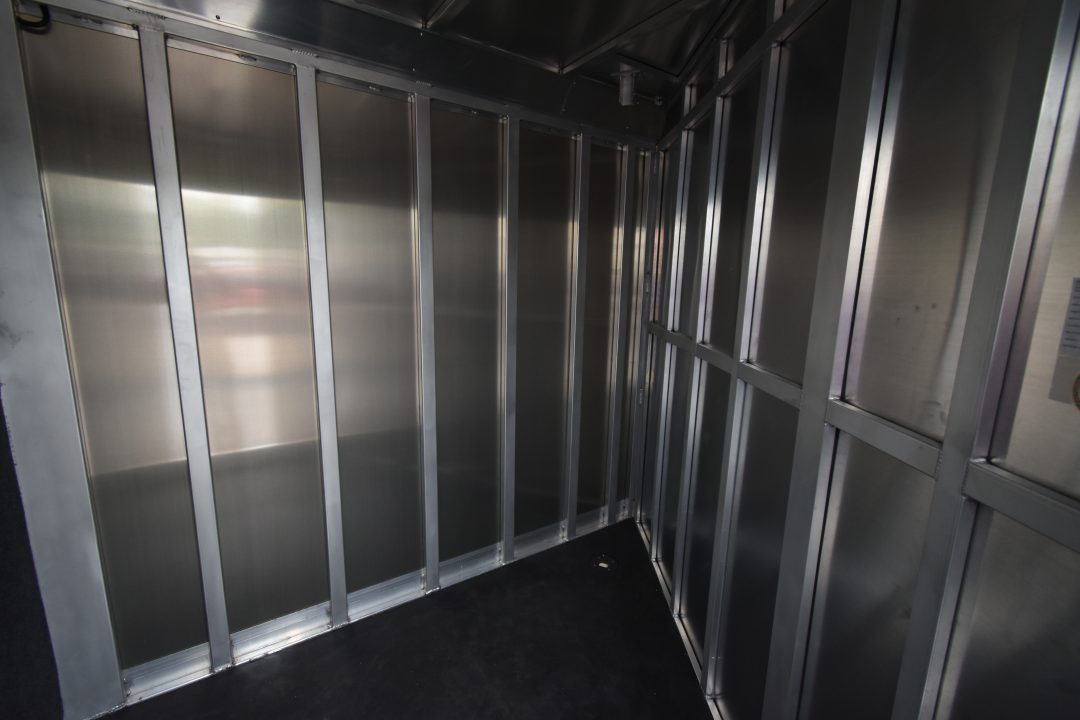 New 2026 Merhow Trailers Bronco 7300 Horse Trailer