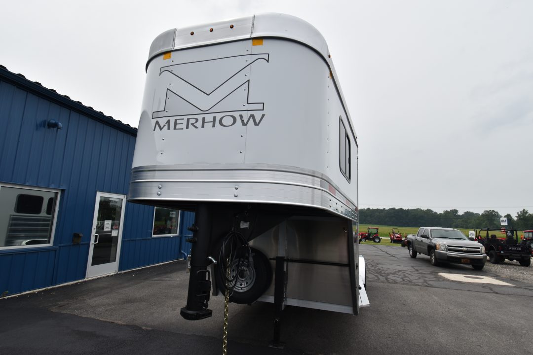 New 2026 Merhow Trailers Bronco 7300 Horse Trailer