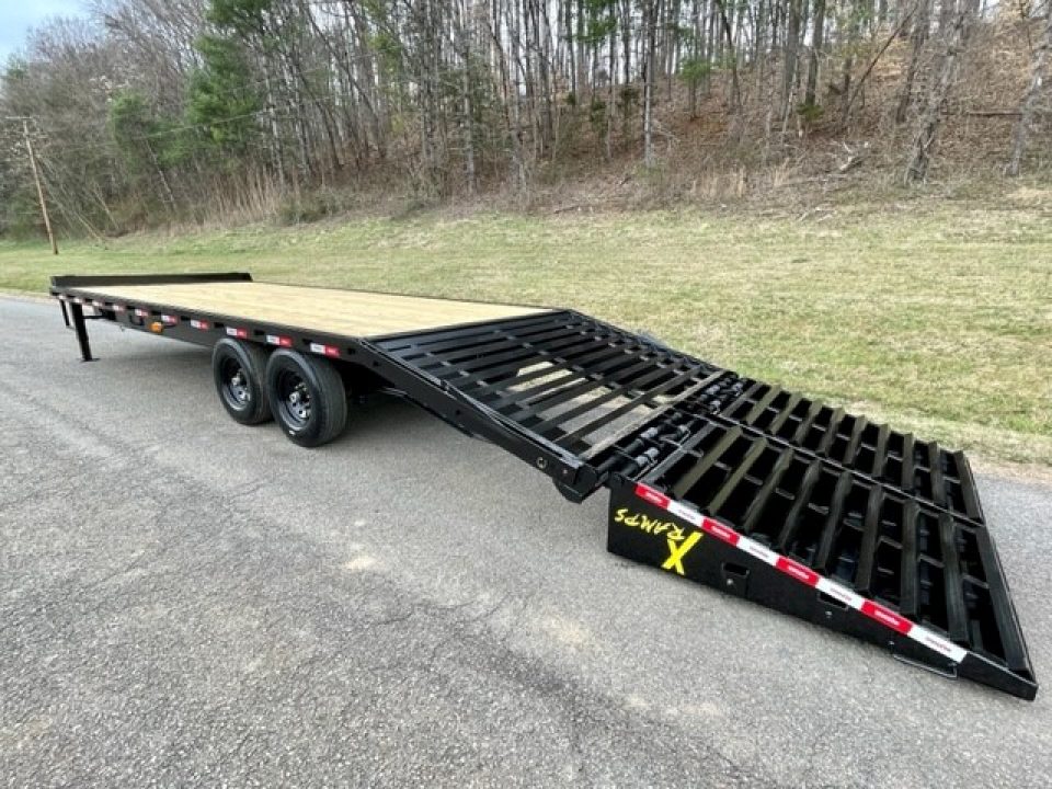 New 2026 Nexhaul 8.5X20 + 5 Deckover Equipment Trailer