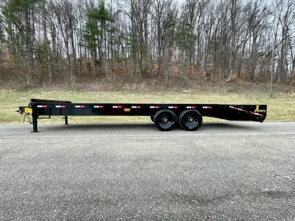 New 2026 Nexhaul 8.5X20 + 5 Deckover Equipment Trailer
